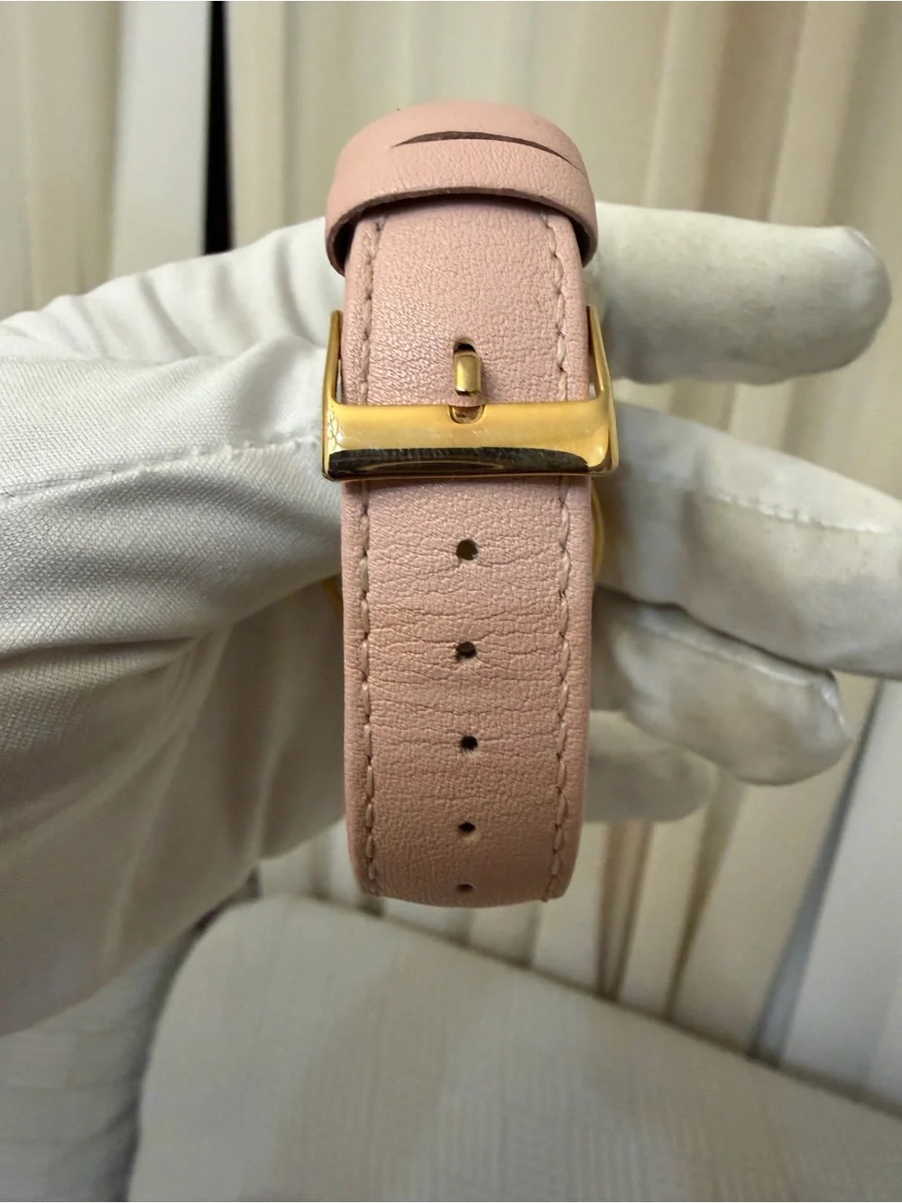 Guess Sparkling Pink Breast Cancer Awareness Ladies Watch W0032L7